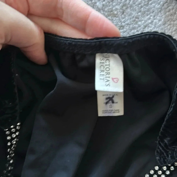 Victorias Secret Rhinestone Velvet Bi rage Set Panties S and Bra Unlined 34B - Picture 5 of 6